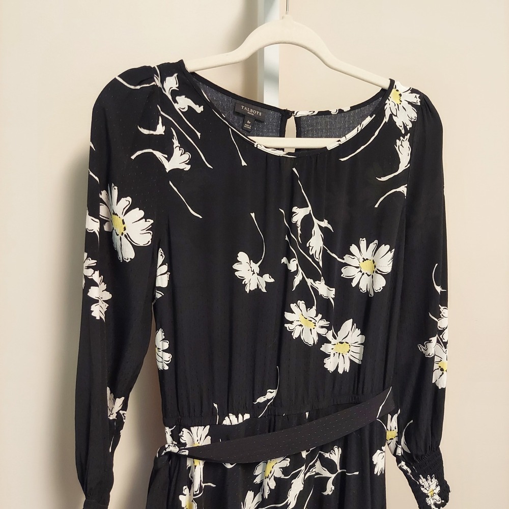 Talbots Petite Black Daisy Floral Clipβ Dot Fit and Flare Dress 6P Long Sleeve